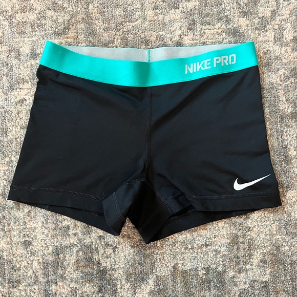 Nike Pants - Nike Dri-Fit Compression Shorts